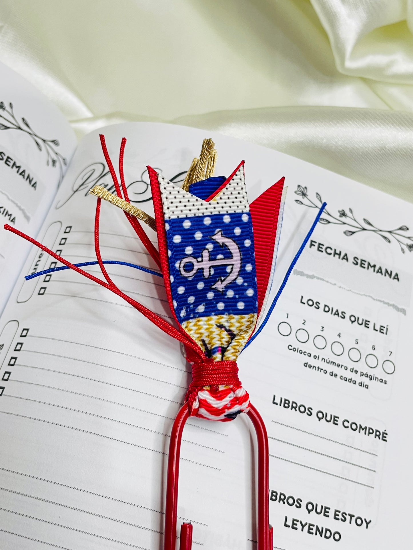 Jumbo Paper Clips