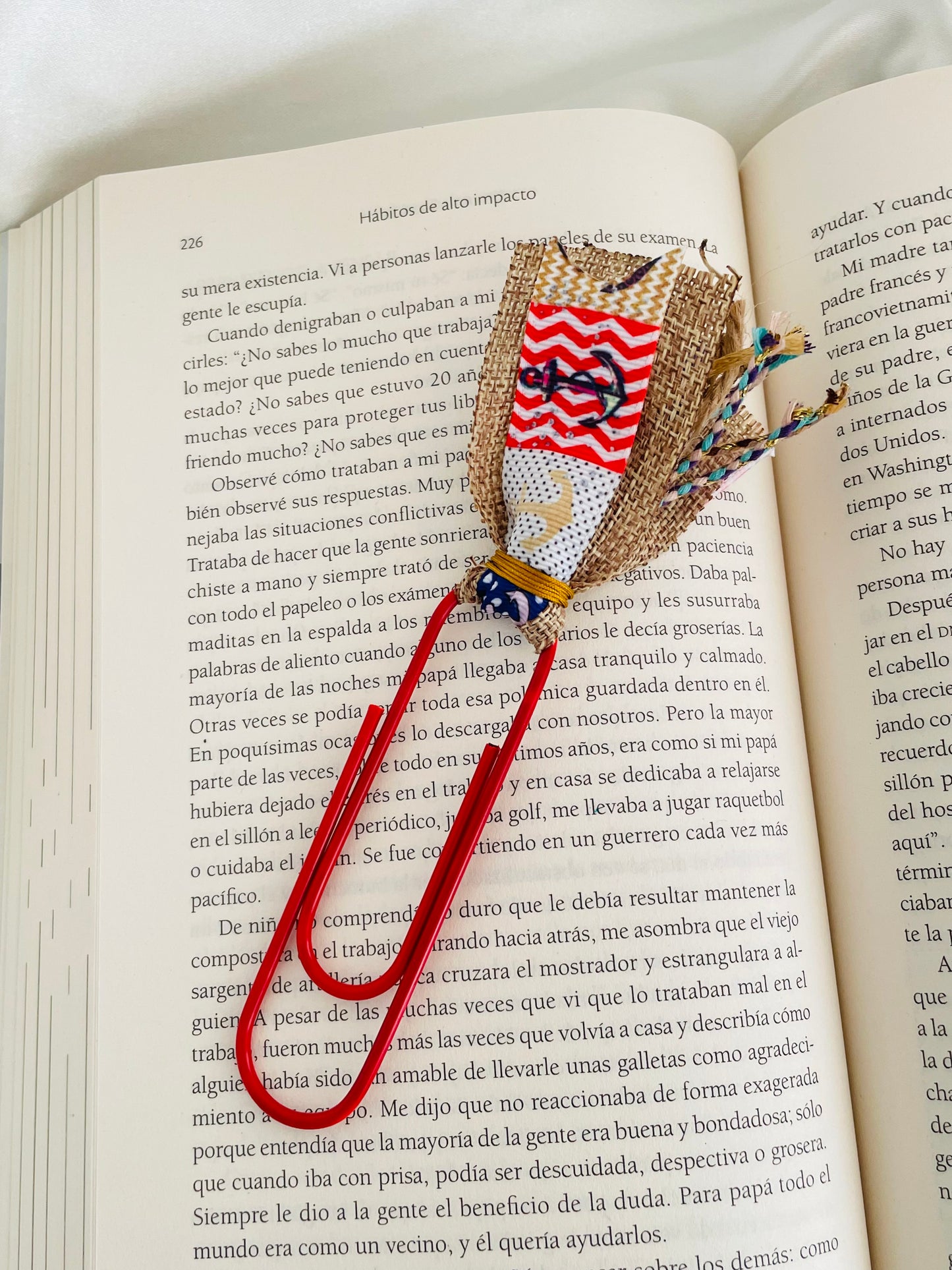 Jumbo Paper Clips