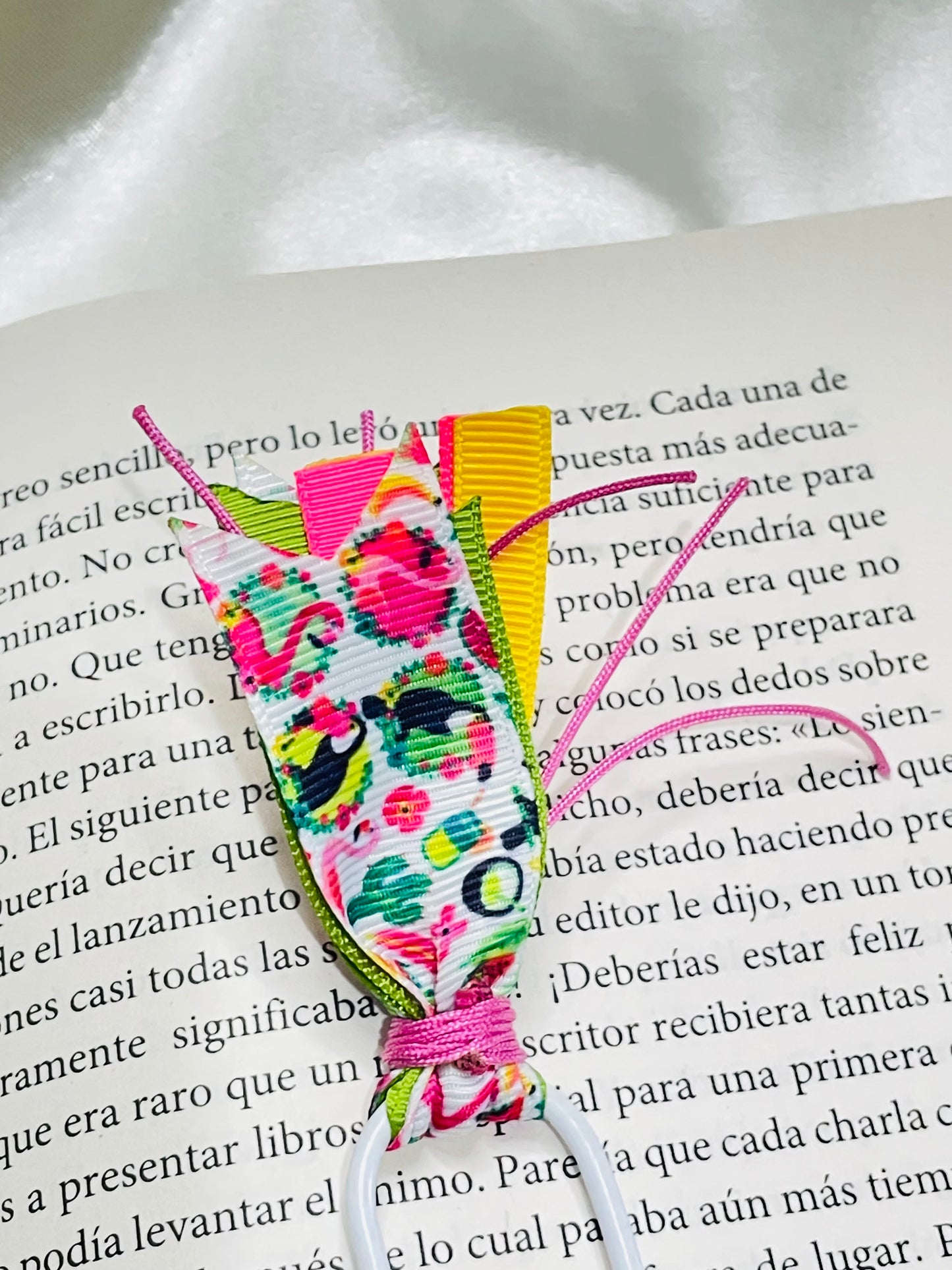 Jumbo Paper Clips