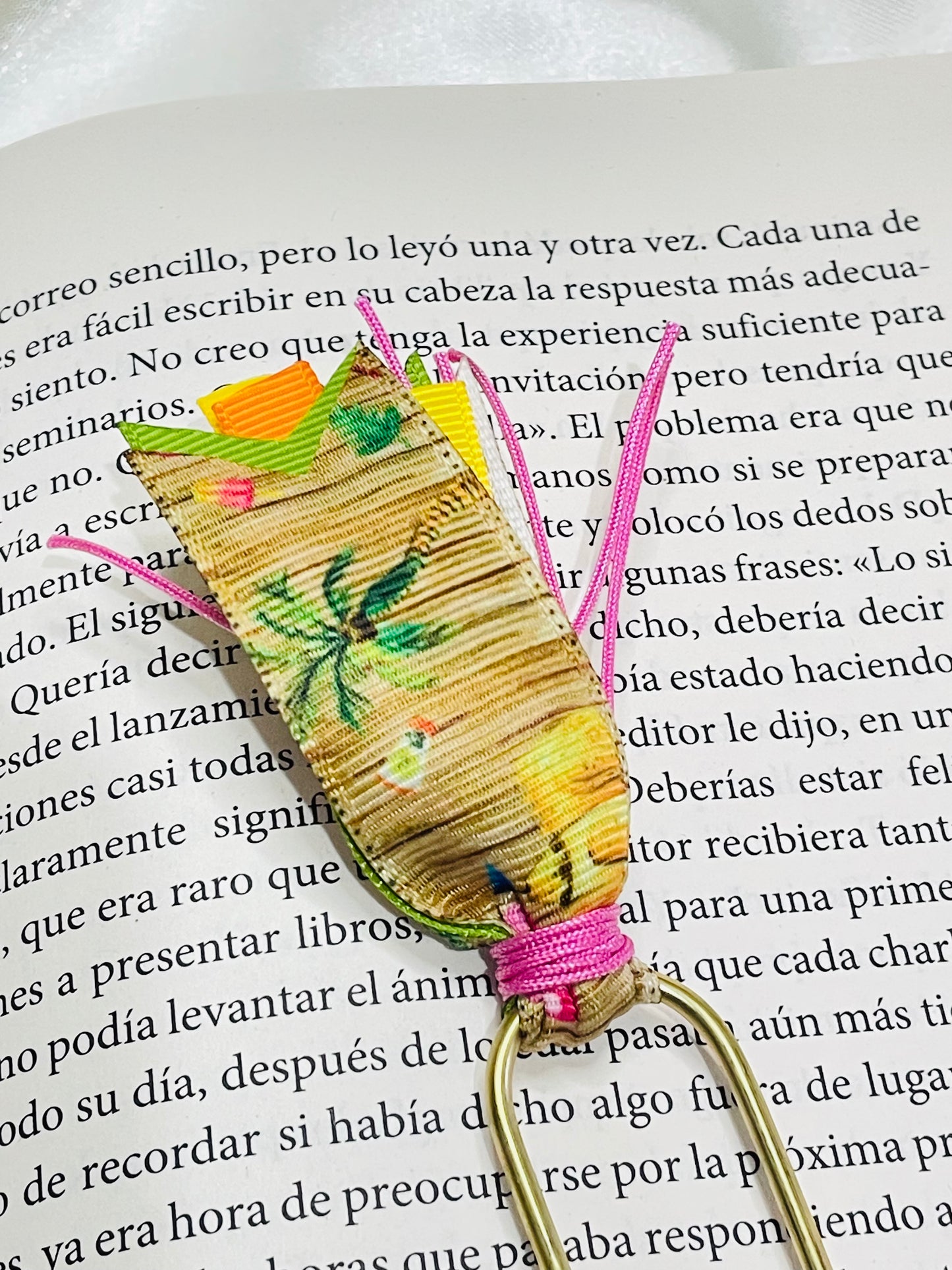 Jumbo Paper Clips