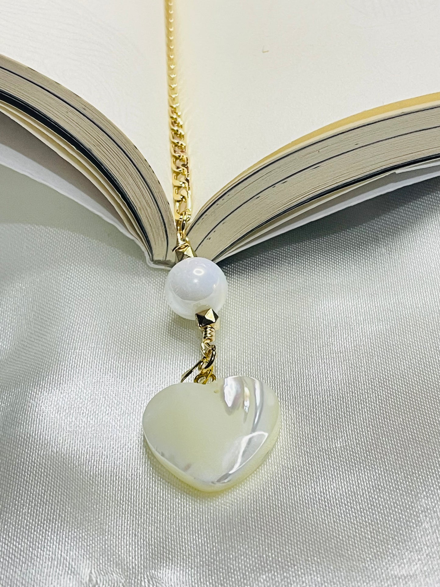 Marcador Corazón de Nácar